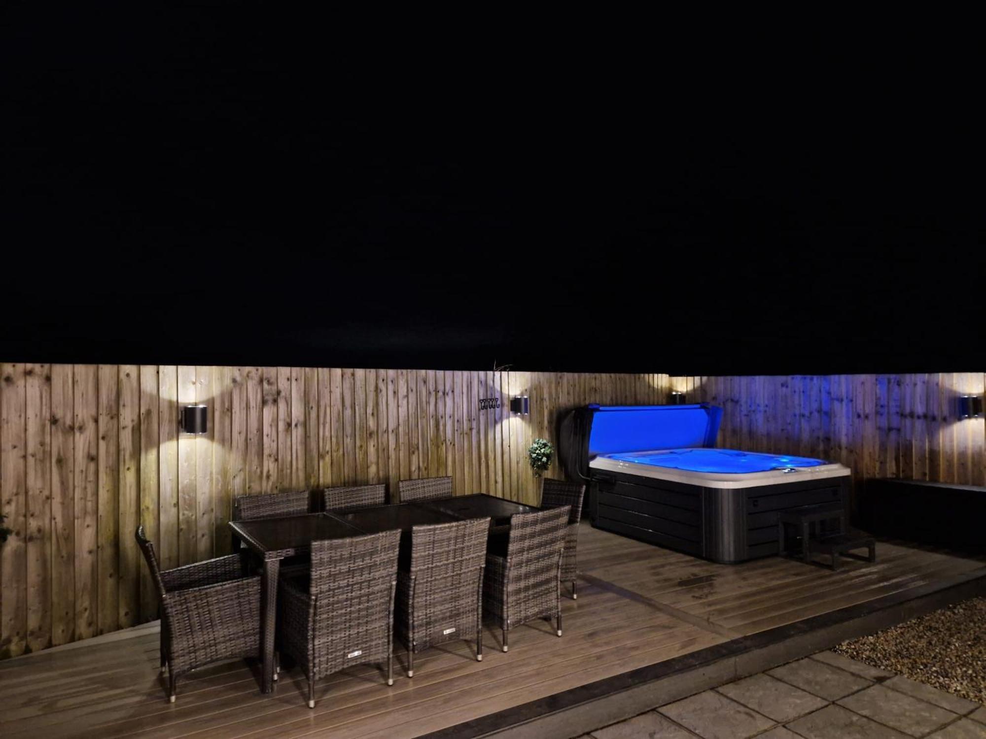No 1 The Paddock - Spacious Holiday Home With A Hot Tub Bude Bagian luar foto