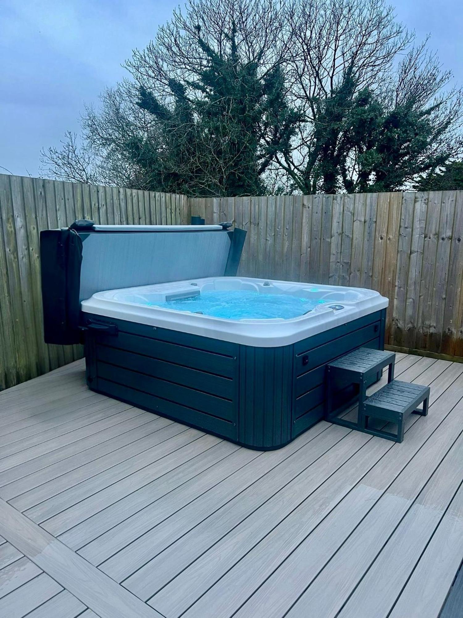 No 1 The Paddock - Spacious Holiday Home With A Hot Tub Bude Bagian luar foto